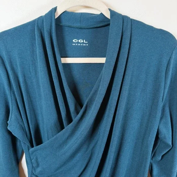 OGL Eco Mousse LiteWarm Surplice Long Sleeve Top Women's M Forest Night Modern - Picture 6 of 11